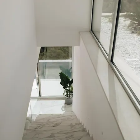 Luxury Morello 1 With 64 M2 Heated Pool, Gym, Sauna, For 8 Guests *