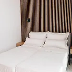 别墅 Luxury Morello 1 With Large Heated Pool, Gym & Sauna 科尔丘拉