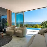 Luxury Morello 1 With Large Heated Pool, Gym & Sauna 别墅