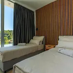 别墅 Luxury Morello 1 With Large Heated Pool, Gym & Sauna 科尔丘拉