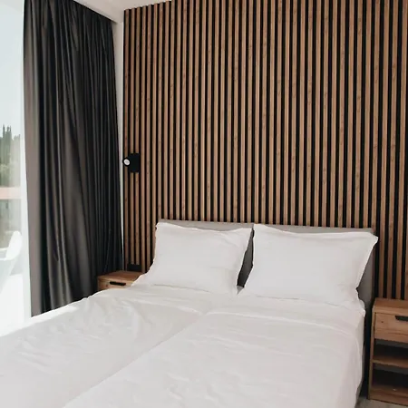 Luxury Morello 1 With 64 M2 Heated Pool, Gym, Sauna, For 8 Guests * Korčula