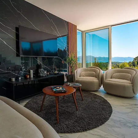 Luxury Morello 1 With Large Heated Pool, Gym & Sauna Villa