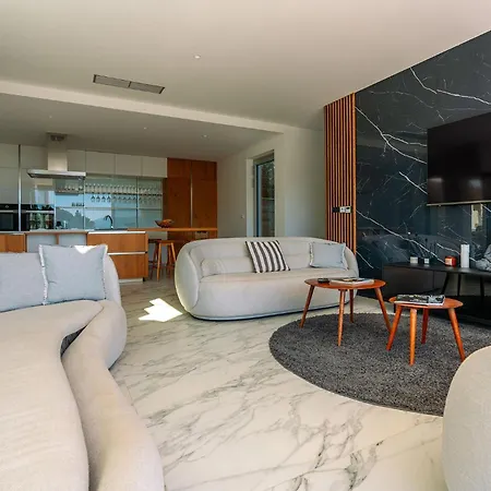 Luxury Morello 1 With Large Heated Pool, Gym & Sauna Villa *