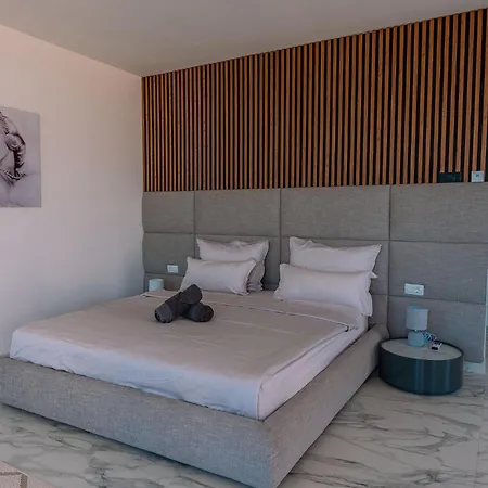 Villa Luxury Morello 1 With Large Heated Pool, Gym & Sauna Korčula