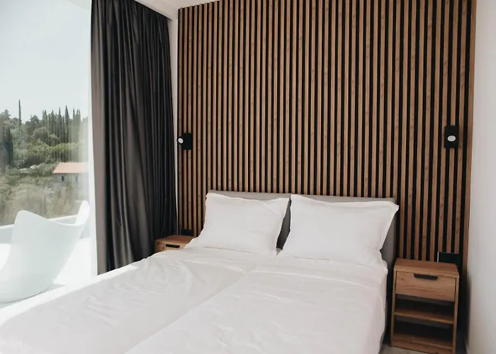 Luxury Morello 1 With 64 M2 Heated Pool, Gym, Sauna, For 8 Guests * Korčula