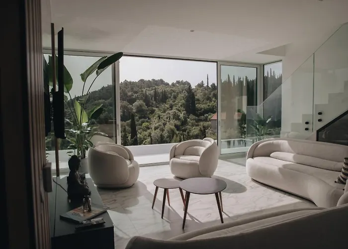 Villa Luxury Morello 1 With 64 M2 Heated Pool, Gym, Sauna, For 8 Guests