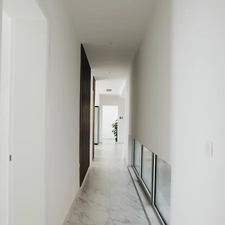 Vila Luxury Morello 1 With 64 M2 Heated Pool, Gym, Sauna, For 8 Guests *