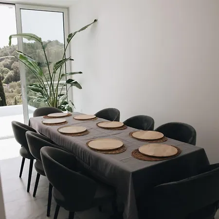 Luxury Morello 1 With 64 M2 Heated Pool, Gym, Sauna, For 8 Guests *